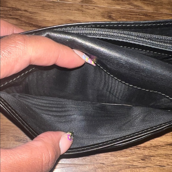 Gucci Interlocking ‘G’ Long Wallet - Picture 9 of 12